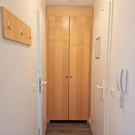 Apartment 606, Seepark